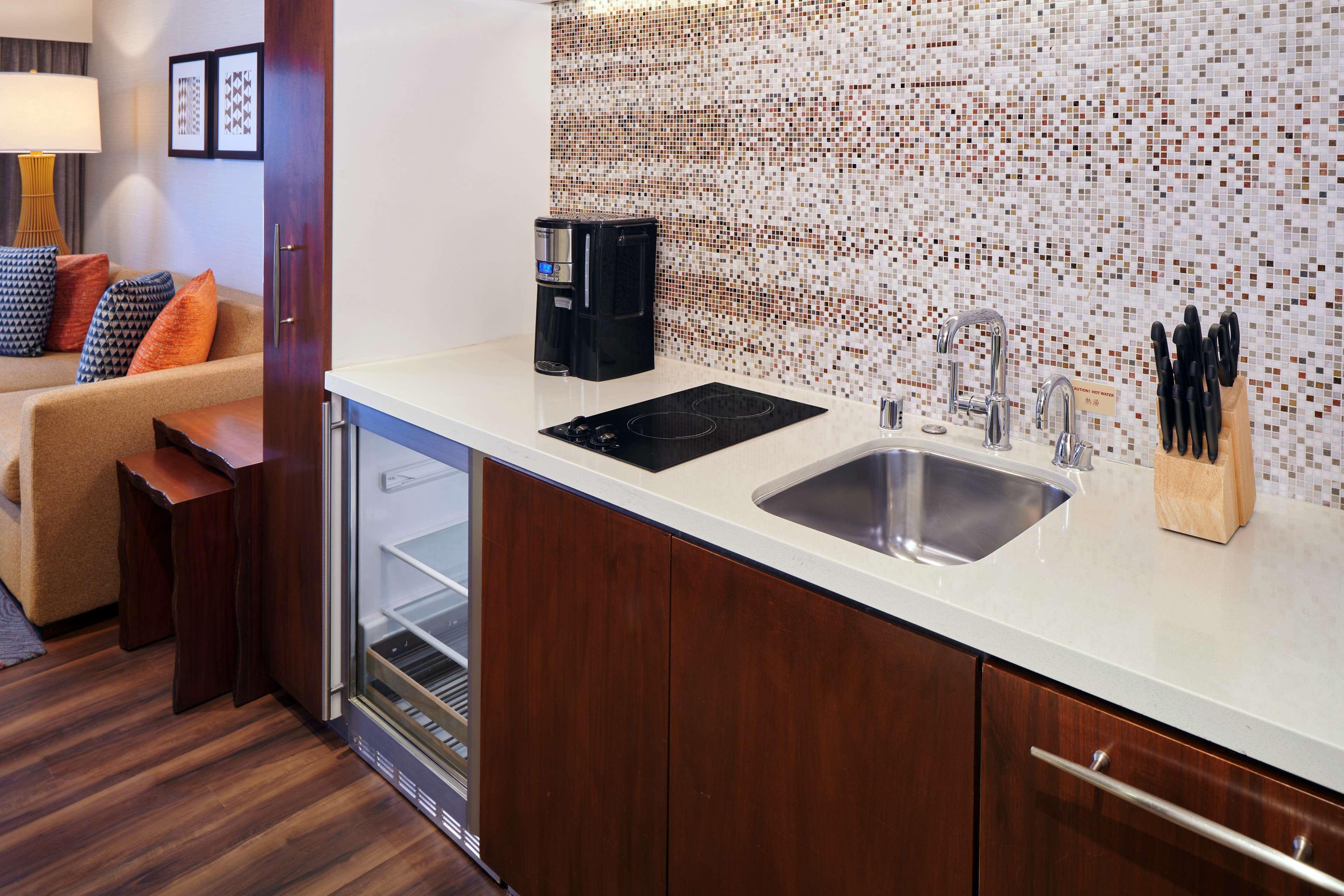 מלון Hilton Grand Vacations Club Hokulani Waikiki הונולולו מראה חיצוני תמונה